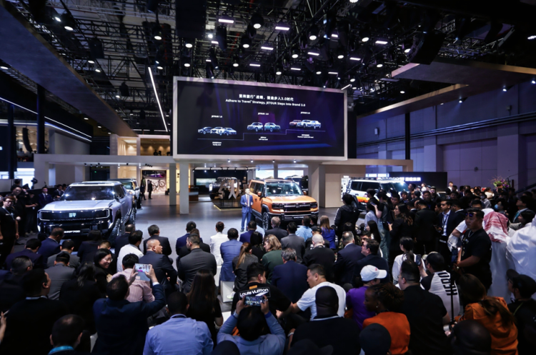 JETOUR تكشف عن هندسة GAIA الذكية للطرق الوعرة، وتعرض G700 و G900 في معرض شنغهاي للسيارات